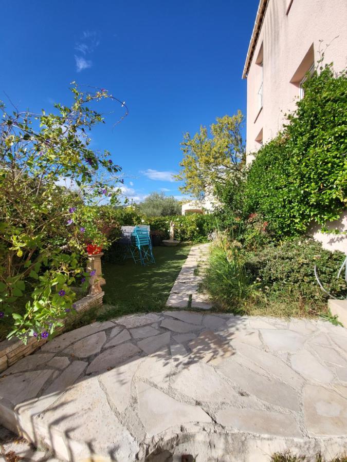 Chambre D Hotes Au Coeur Des Oliviers Marseille Bagian luar foto